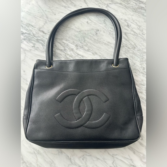 CHANEL Handbags - Authentic CHANEL Black Leather Shoulder Bag